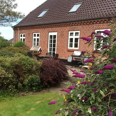 Guest house Axelgaard Guest Ovtrup
